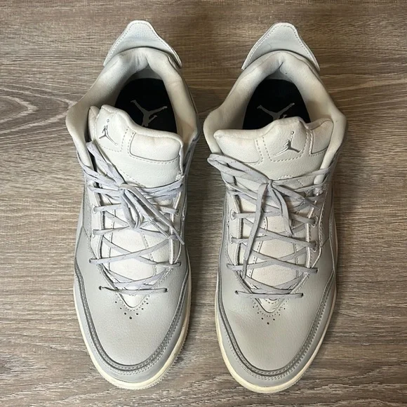 EUC Jordan Courtside shoes (men’s 10) - Picture 8 of 11